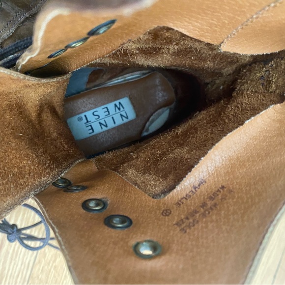 Vintage Nine West lace up boots - Picture 6 of 6